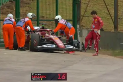 Novo acidente marca o GP de São Paulo e causa abandono de Charles Leclerc (Foto: Reprodução/ F1TV)