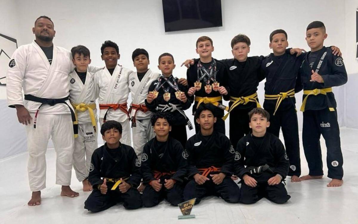 Com 15 atletas e apoio da MasterFrigo, White House Jiu-Jitsu School está pronta para o Brasileiro de Jiu-Jitsu Crianças