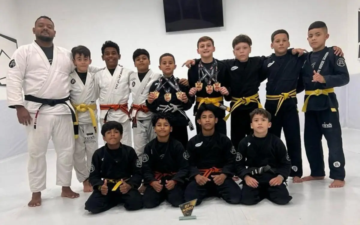 Com 15 atletas e apoio da MasterFrigo, White House Jiu-Jitsu School está pronta para o Brasileiro de Jiu-Jitsu Crianças