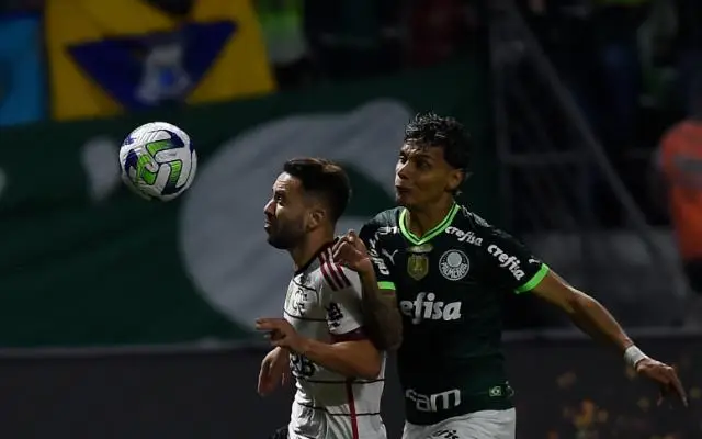 Everton Ribeiro e Richard Rios