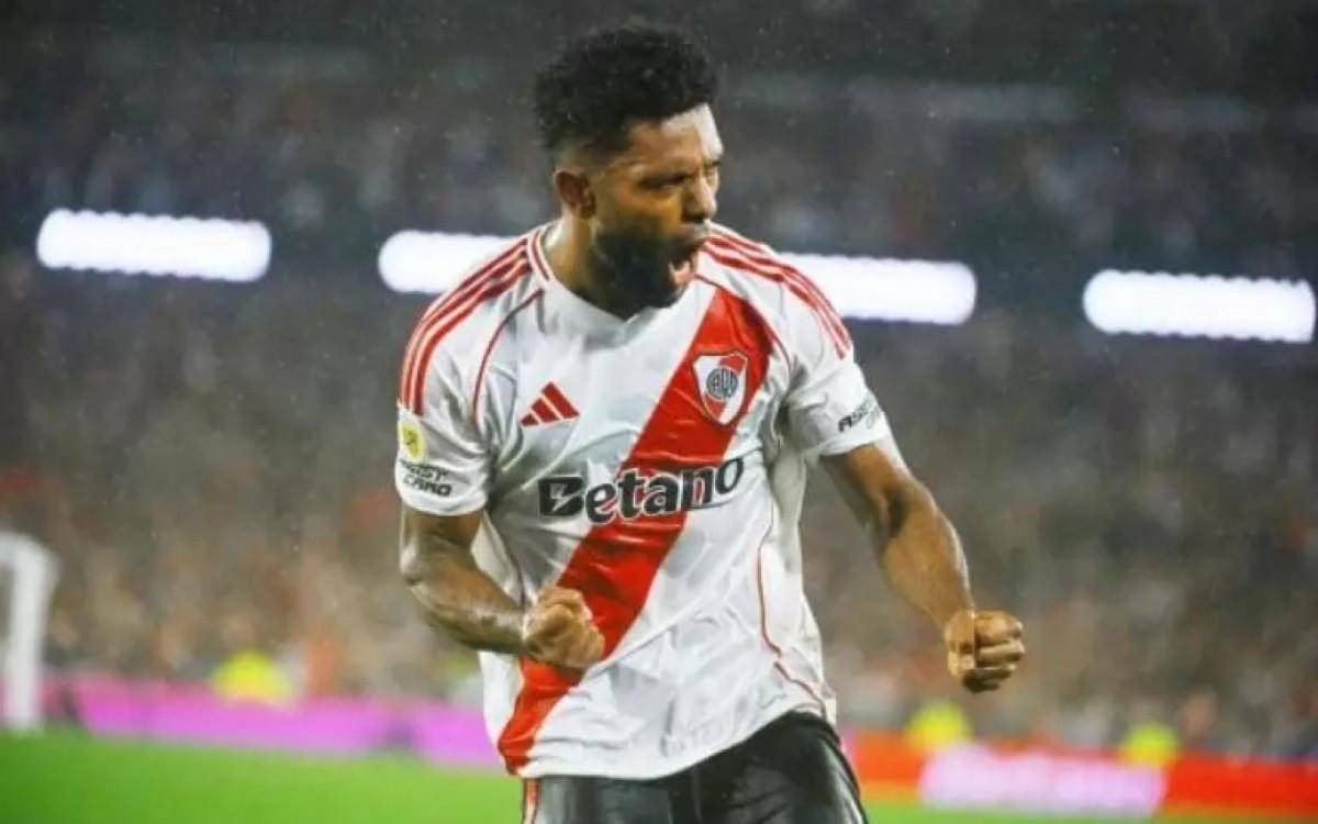Miguel Borja, de 32 anos, é atacante do River Plate