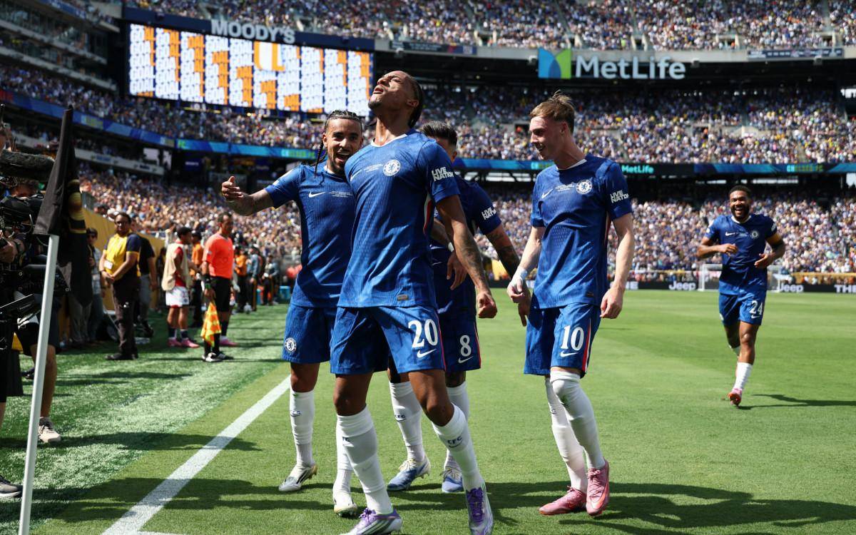 Chelsea venceu o PSG com dois gols de Cole Palmer e um de João Pedro