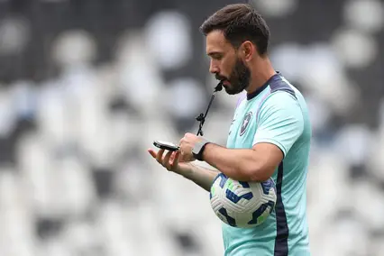 Davide Ancelotti em treino do Botafogo (Foto: Vitor Silva / Botafogo)