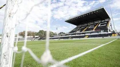 Estádio Germano Krüger, casa do Operário-PR