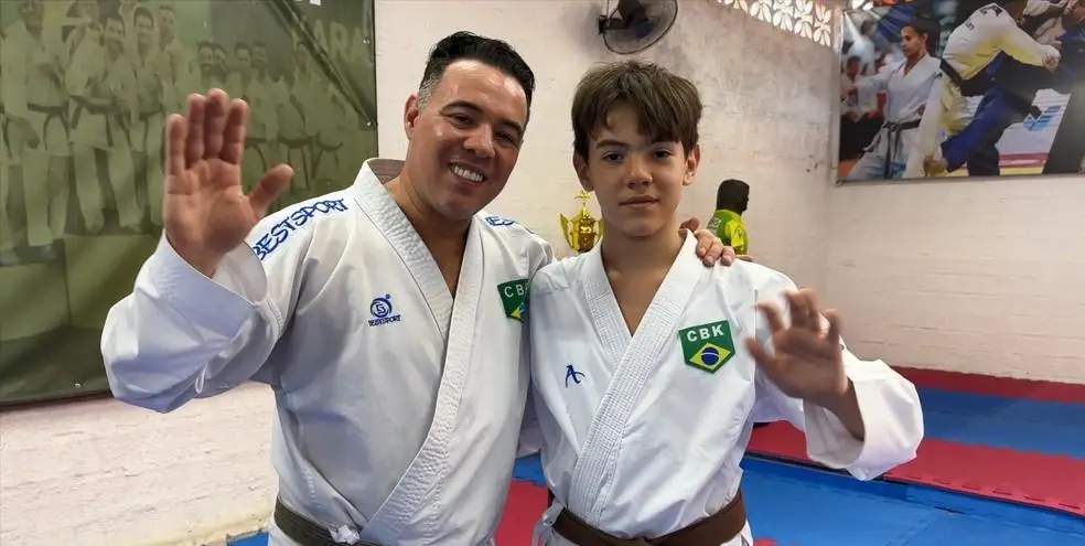 João Soares e João Gabriel, pai e filho atletas de Karatê