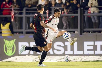 Lance do jogo entre Bragantino e Flamengo (Foto: Adriano Fontes/Flamengo)