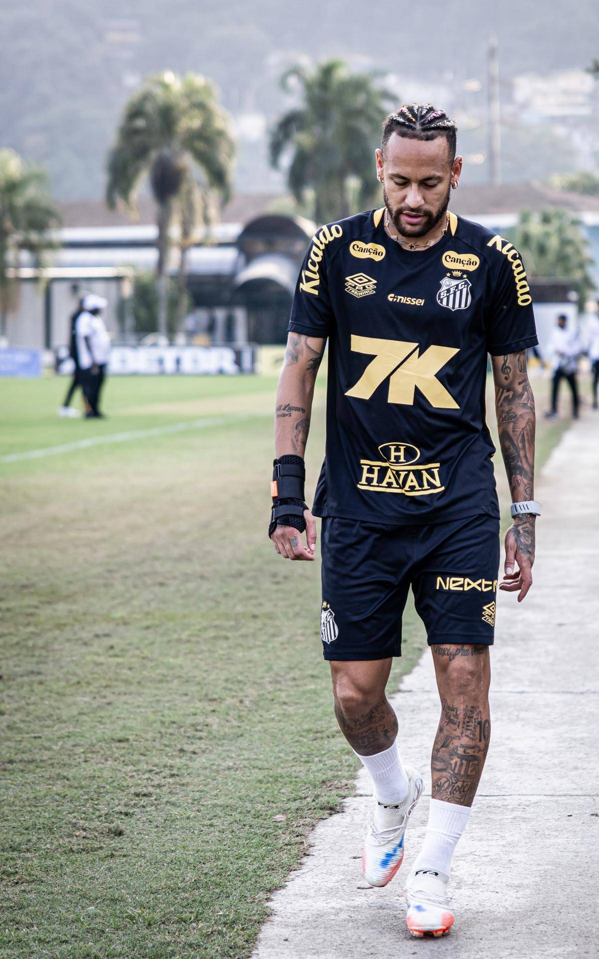 Neymar em treino do Santos