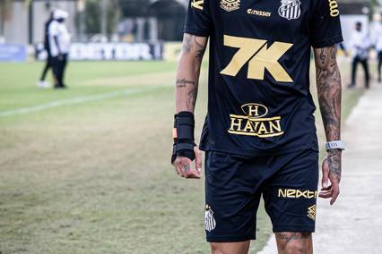 Neymar em treino do Santos (Foto: Raul Baretta/ Santos FC.)