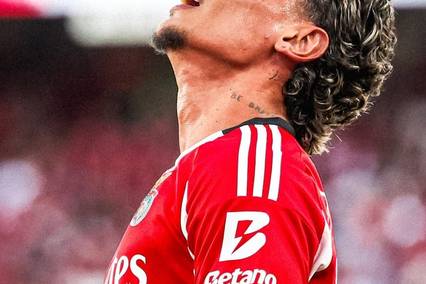 Rios estreia pelo Benfica (Foto: Reprodução Instagram)