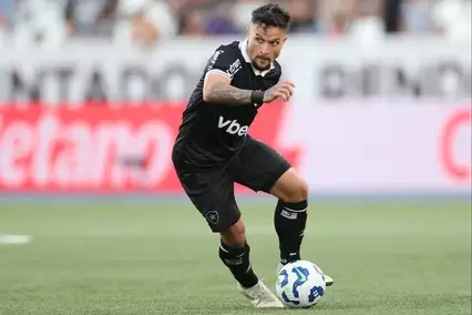 Arthur - Botafogo x Cruzeiro (Foto: Vítor Silva/Botafogo)
