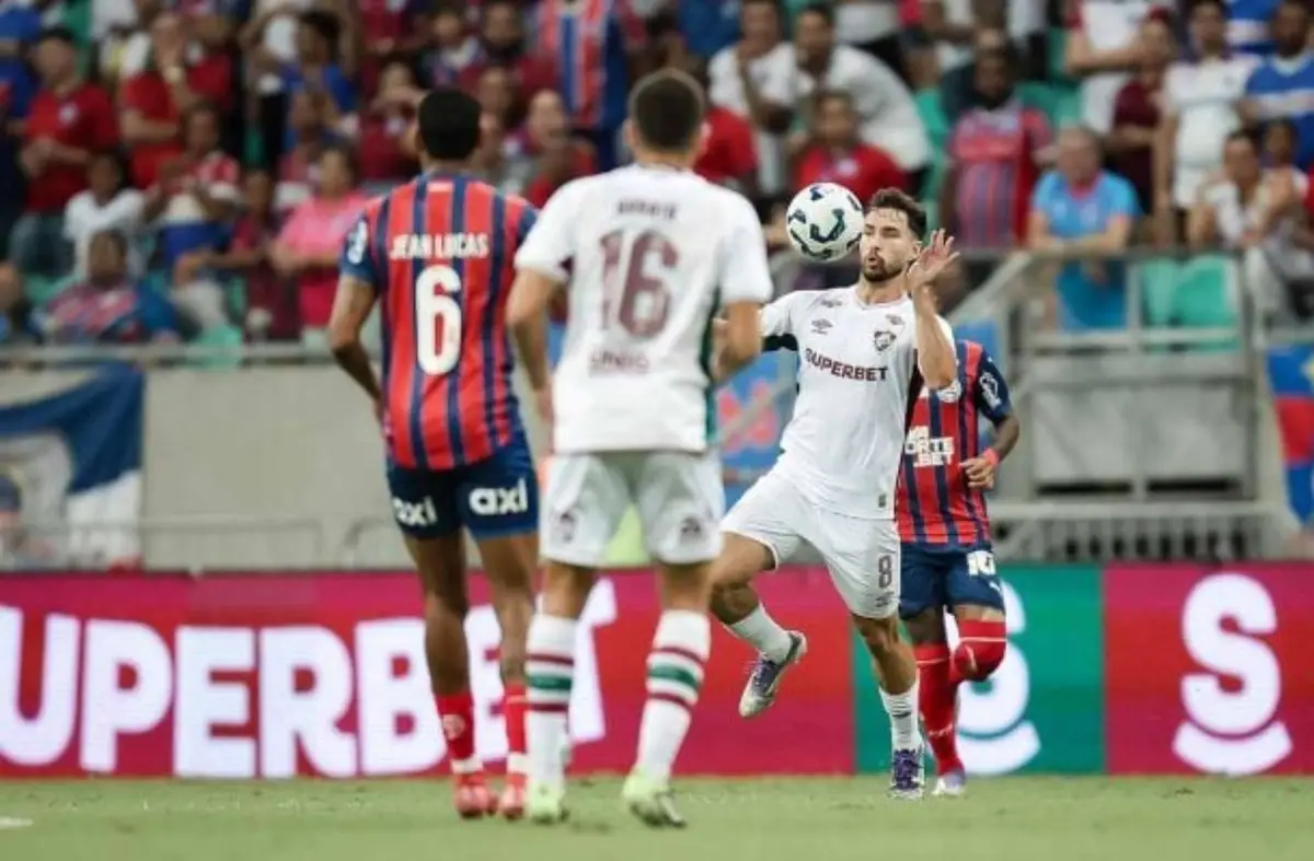 Bahia e Fluminense fizeram, nesta quinta-feira, o jogo de ida pela fase de quartas da Copa do Brasil.