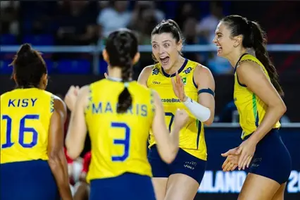 Brasil atropela Porto Rico e se classifica às oitavas do Mundial Feminino (Foto: Divulgação/FIVB)