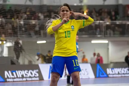 Brasil goleia Guatemala na estreia (Foto: Nelson Terne/CBF)