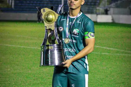 Doda, zagueiro do Teresina (Foto: Reprodução/Instagram)