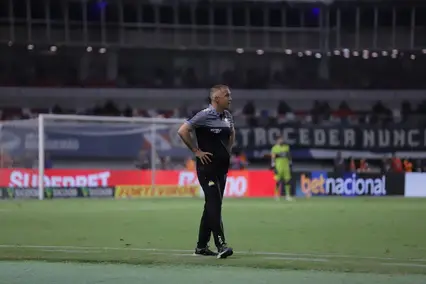 Eduardo Baptista em Remo x Criciúma - Série B (Foto: Celso da Luz/Criciúma E.C.)