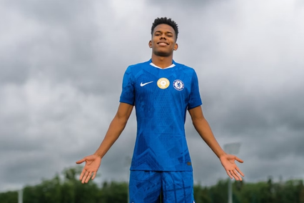 Estevão (Foto: Reprodução | X | Chelsea)