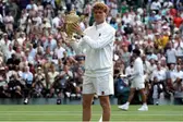 Jannik Sinner é o atual campeão de Wimbledon (Foto: Reprodução - Redes sociais)