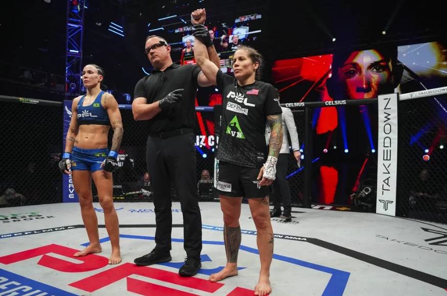 Liz Carmouche venceu Juliana Velasquez pela terceira vez