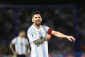 Messi durante duelo Argentina x Peru, nas Eliminatórias da Copa do Mundo 2026 (Foto: Daniel Jayo)