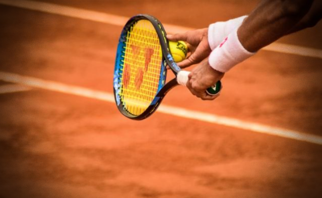 Tenis