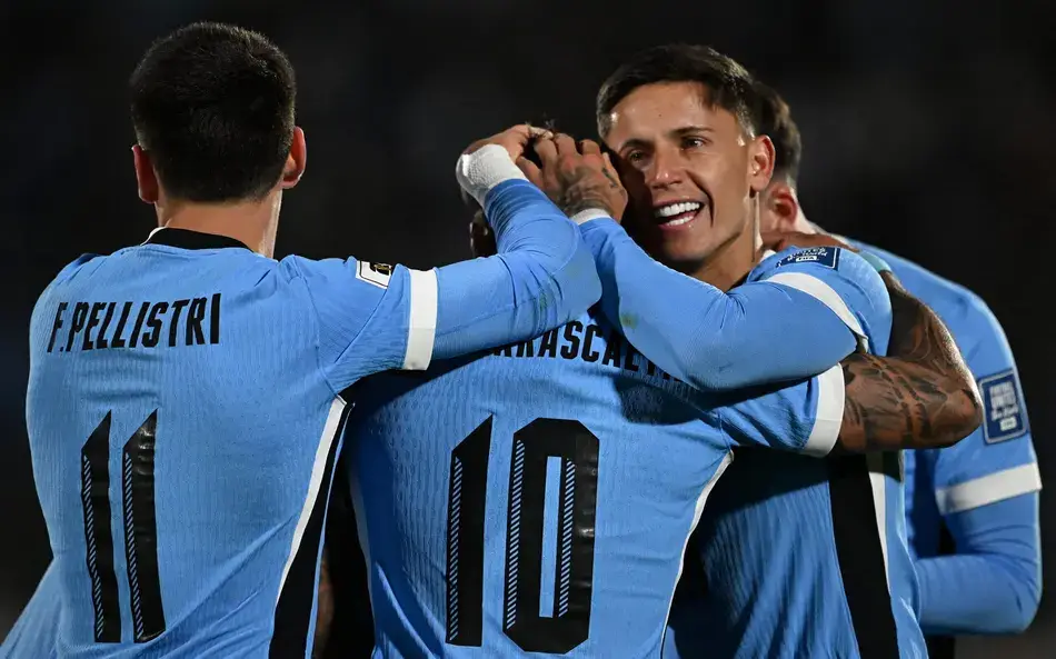 Arrascaeta foi destaque de gol do Uruguai contra o Peru