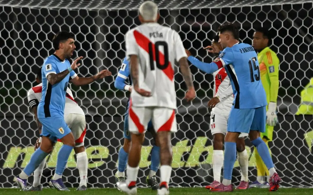 Arrascaeta marcou na vitória do Uruguai sobre o Peru