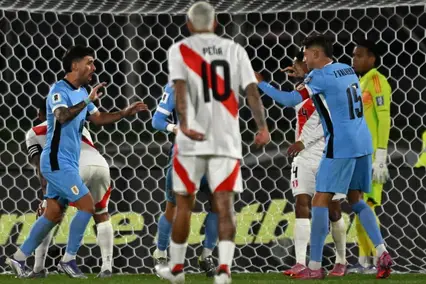 Arrascaeta marcou na vitória do Uruguai sobre o Peru (Foto: Eitan Abramovich / AFP)