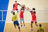Arthur Bento contra a China no Mundial de vôlei (Foto: FIVB)