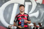 Créditos: Gilvan de Souza/Flamengoo (Foto: Arrascaeta é eleito o Jogador Betano de Agosto)