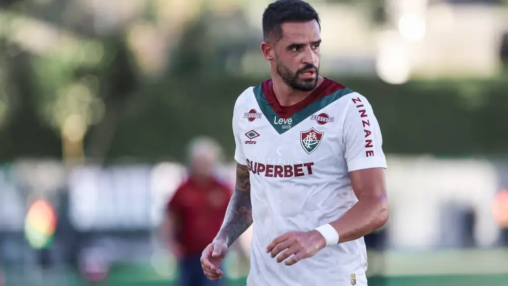 Fluminense foi o último clube defendido por Renato Augusto