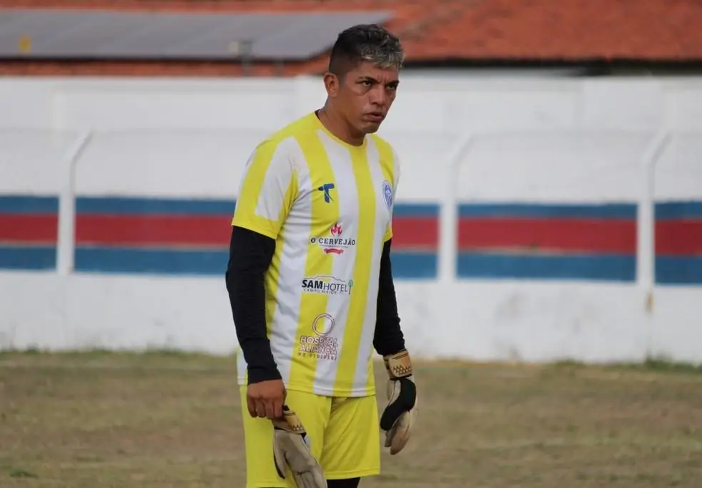 Jailson, goleiro do Comercial-PI