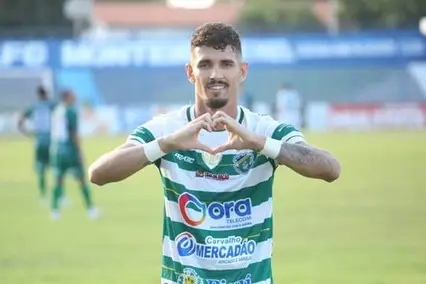 Manoel, ex-atacante do Altos e novo jogador do CAP (Foto: Luis Junior/A.A. Altos)