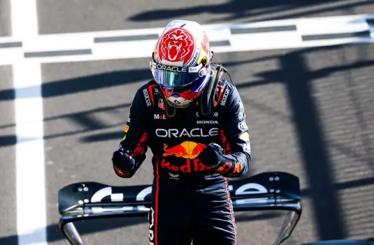 Max Verstappen garante pole em Monza