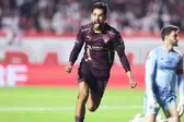 Medina comemora gol da LDU contra o São Paulo (Foto: Alexandre Schneider/Getty Images)