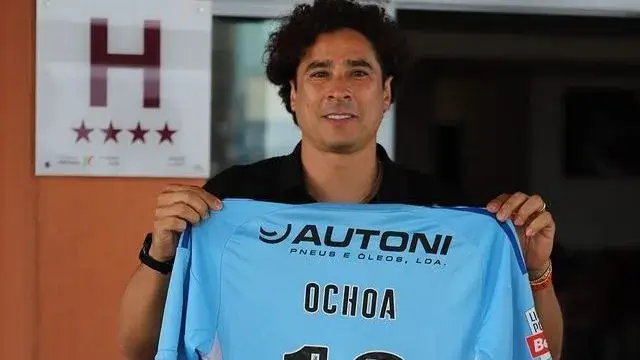 Ochoa atuou na última temporada pelo AVS Futebol SAD, de Portugal