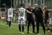 Paulinho e Felipão, Atlético-MG (Foto: Alessandra Torres / AGIF)